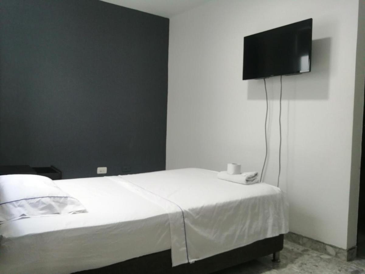 Hotel Bucare Yopal Exteriör bild