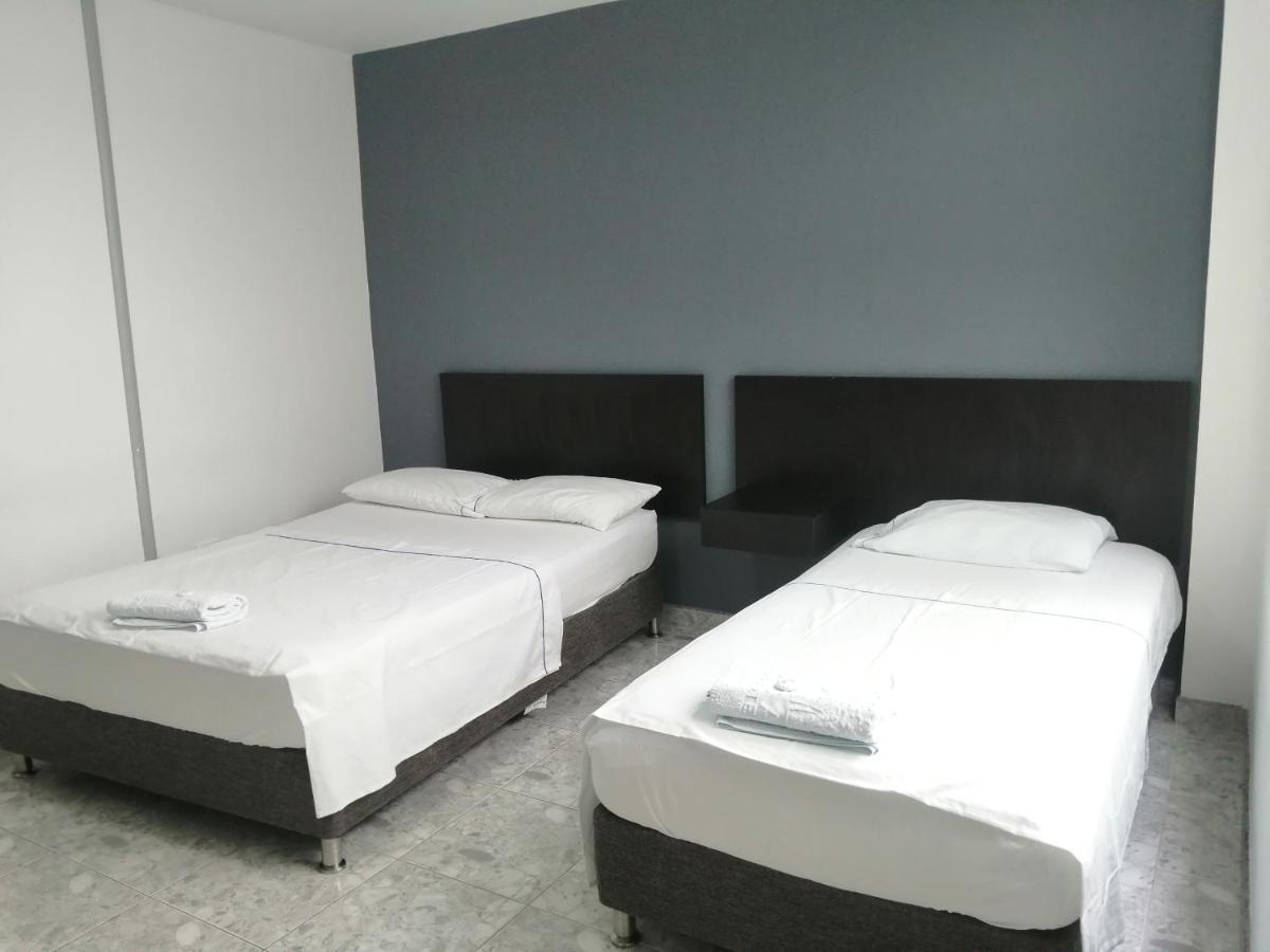 Hotel Bucare Yopal Exteriör bild