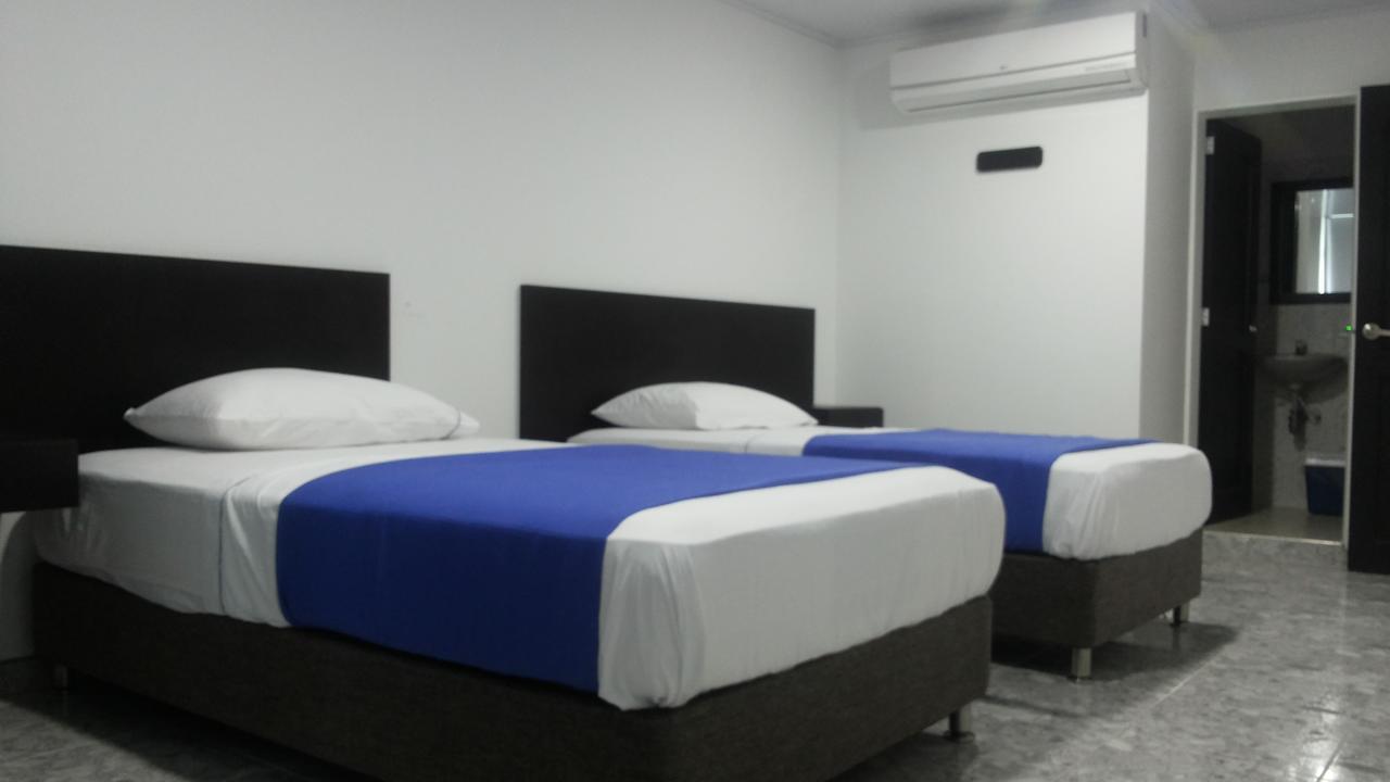 Hotel Bucare Yopal Exteriör bild
